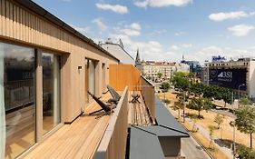 Numa Wood Aparthotel